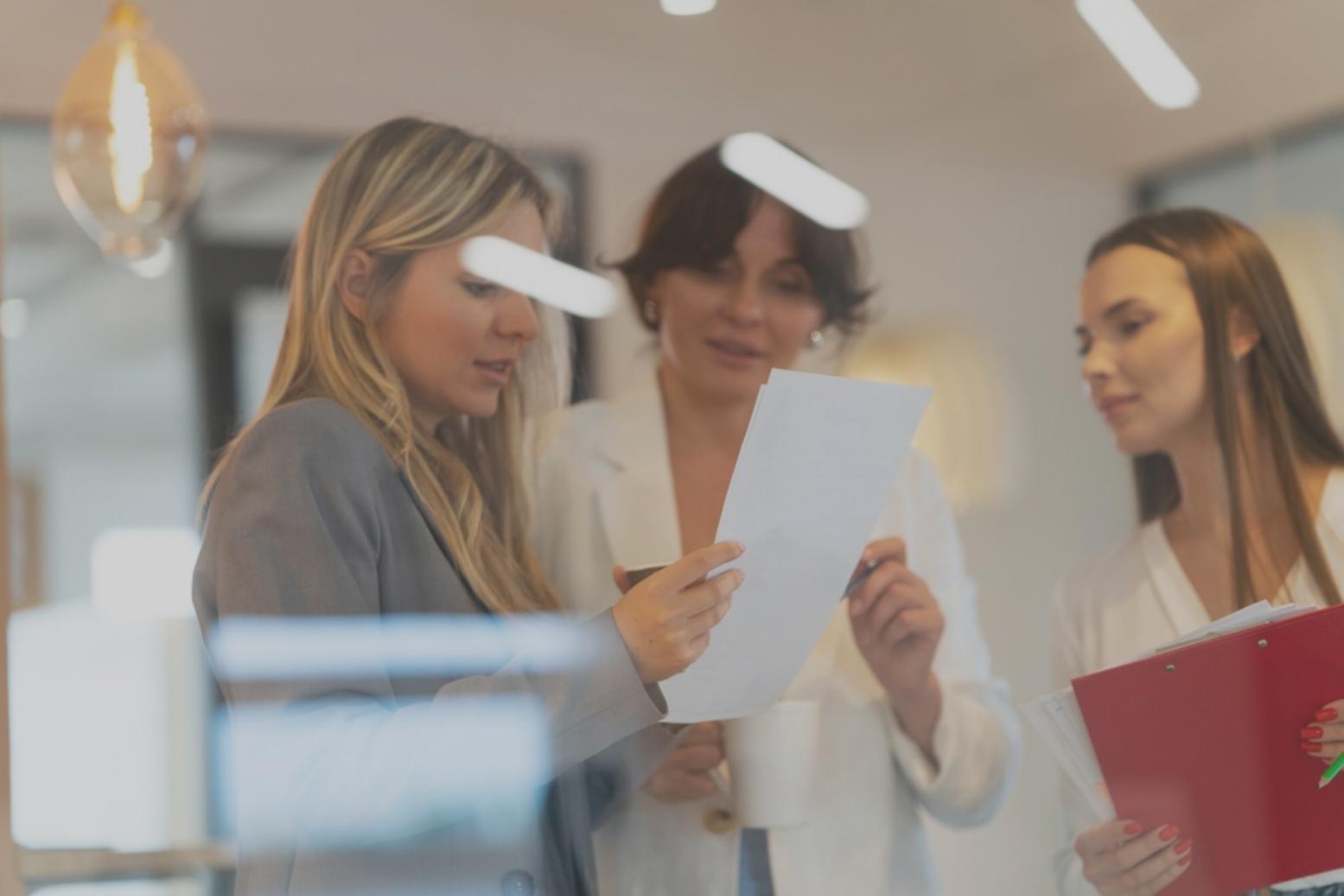 Équipe pédagogique elovaloiqo en session de travail